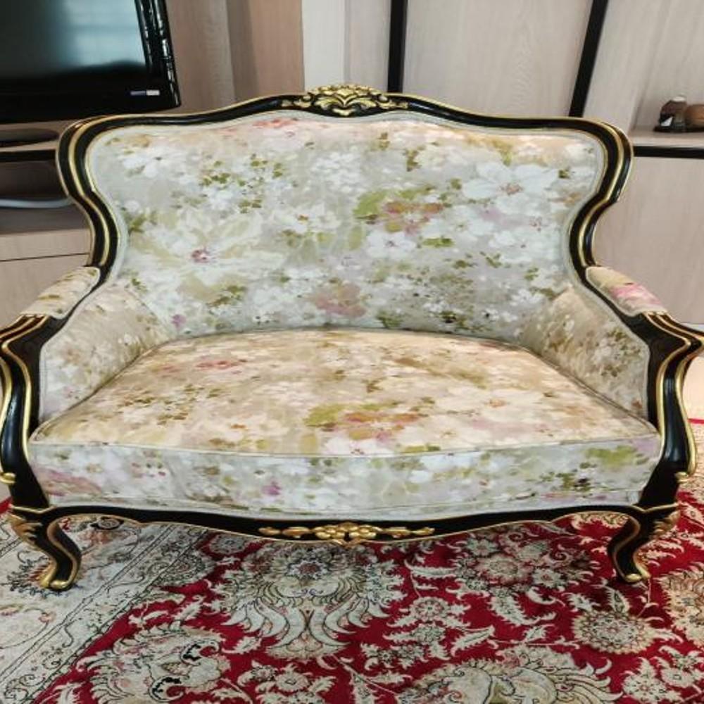 10 sunray upholstery settee